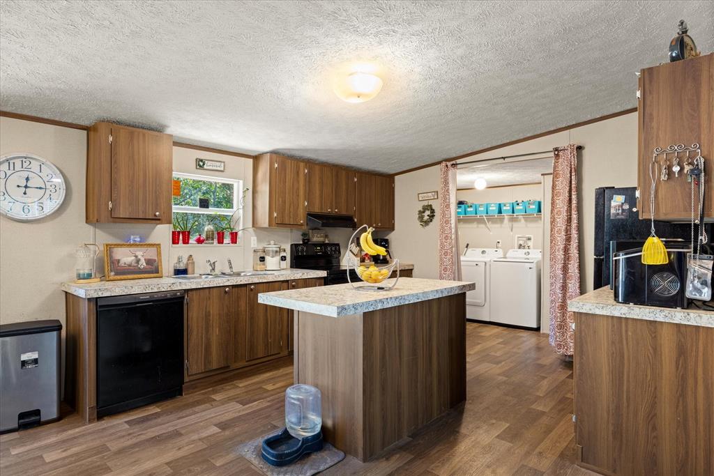 5913 N Oklahoma Trail Property Photo 15