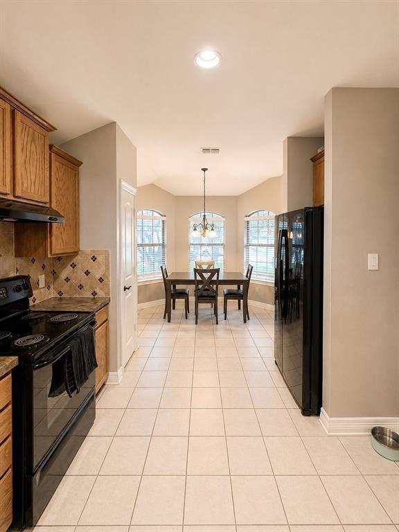 1516 Canary Drive Property Photo 5