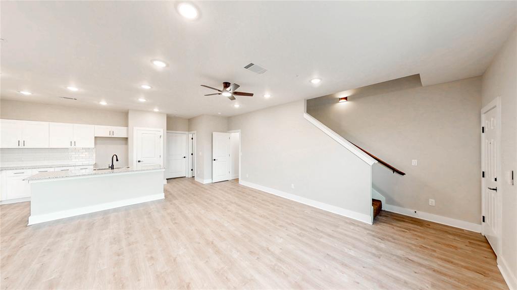 3708 Tarpon Drive Property Photo 6