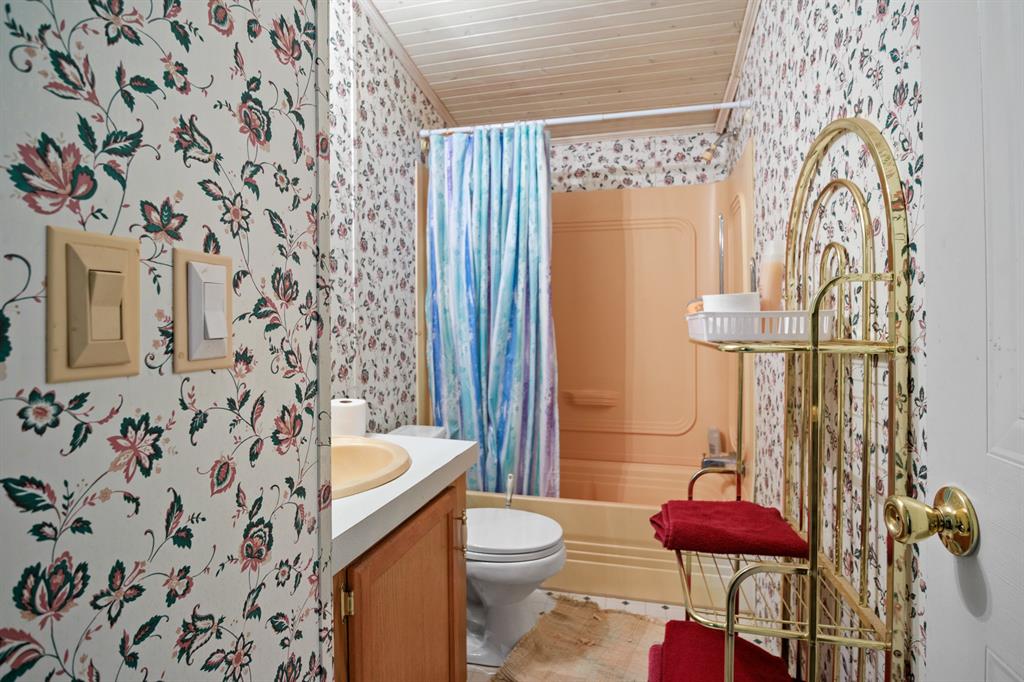 1381 County Road 1763 Property Photo 29