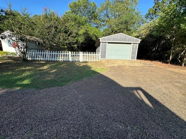 315 Highlander Heights Property Photo 4