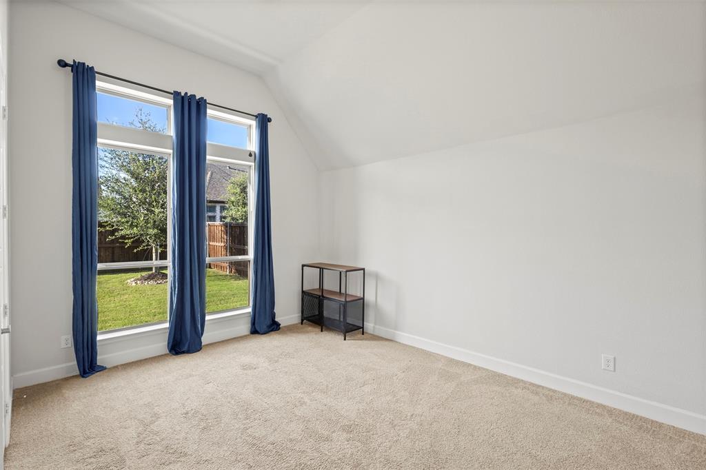 2837 Midlake Drive Property Photo 22