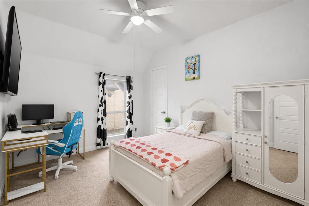 2837 Midlake Drive Property Photo 30