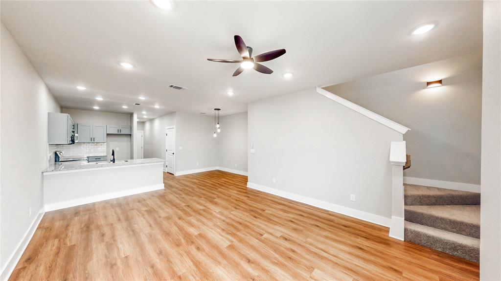 3709 Bonnie Brae Street Property Photo 6