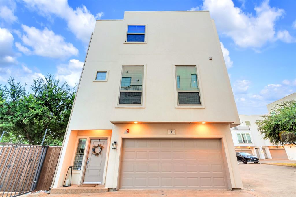 2100 N Fitzhugh Avenue K Property Photo 1