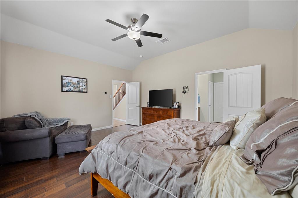 1395 Bay Line Drive Property Photo 14