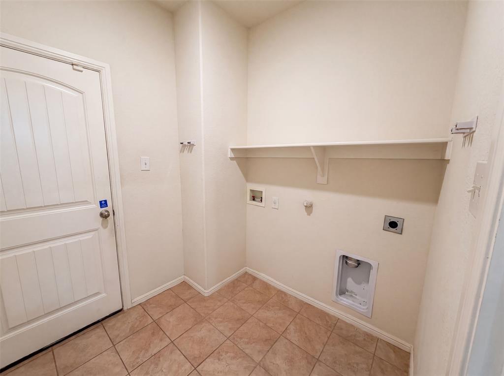 6337 Pontoon Street Property Photo 18