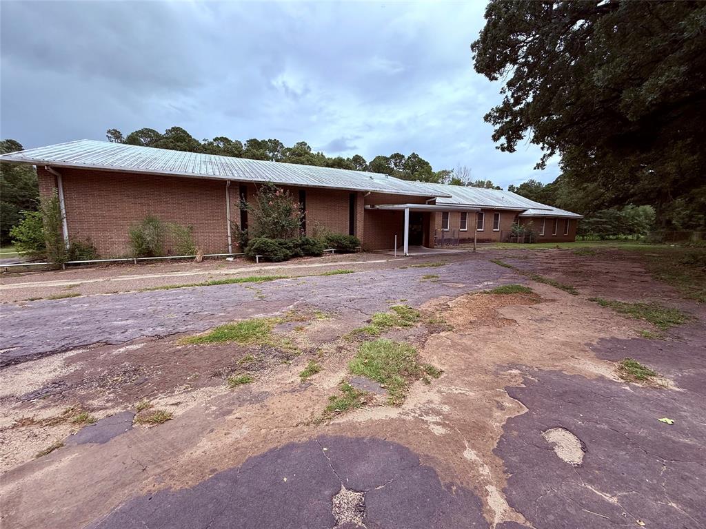 288 County Road 3650 Property Photo 7