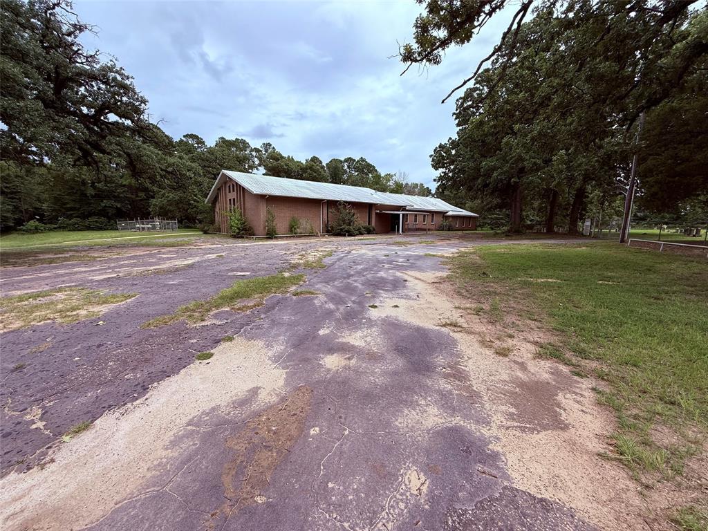 288 County Road 3650 Property Photo 8