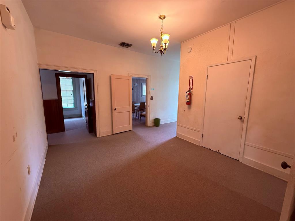 288 County Road 3650 Property Photo 23