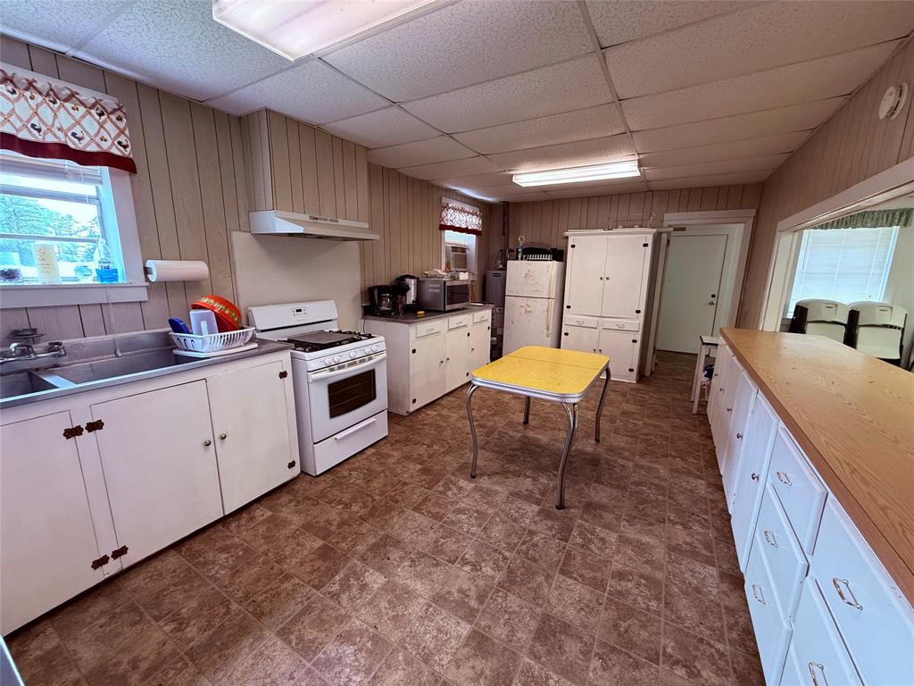 288 County Road 3650 Property Photo 32
