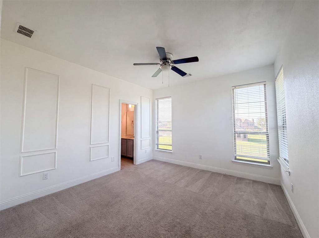 1208 Redbud Street Property Photo 9