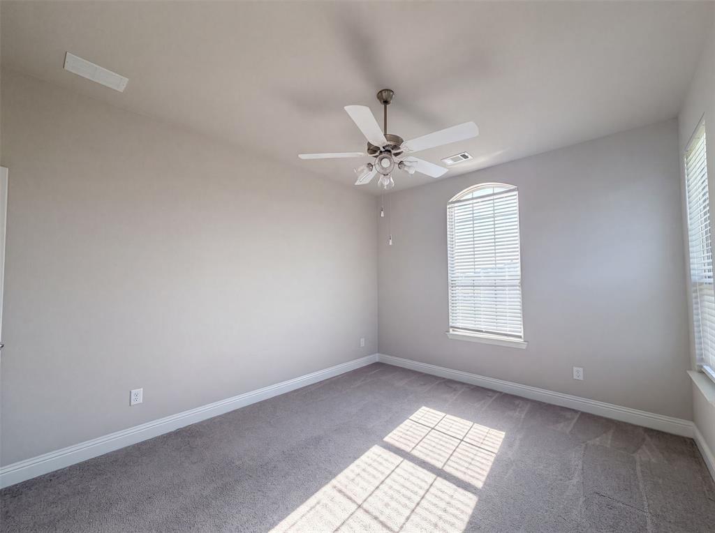 1208 Redbud Street Property Photo 16