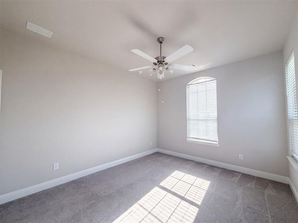 1208 Redbud Street Property Photo 17