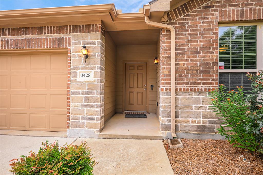 3428 Wavecrest Lane Property Photo 5