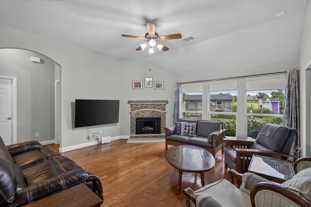 10165 Bantry Lane Property Photo 6