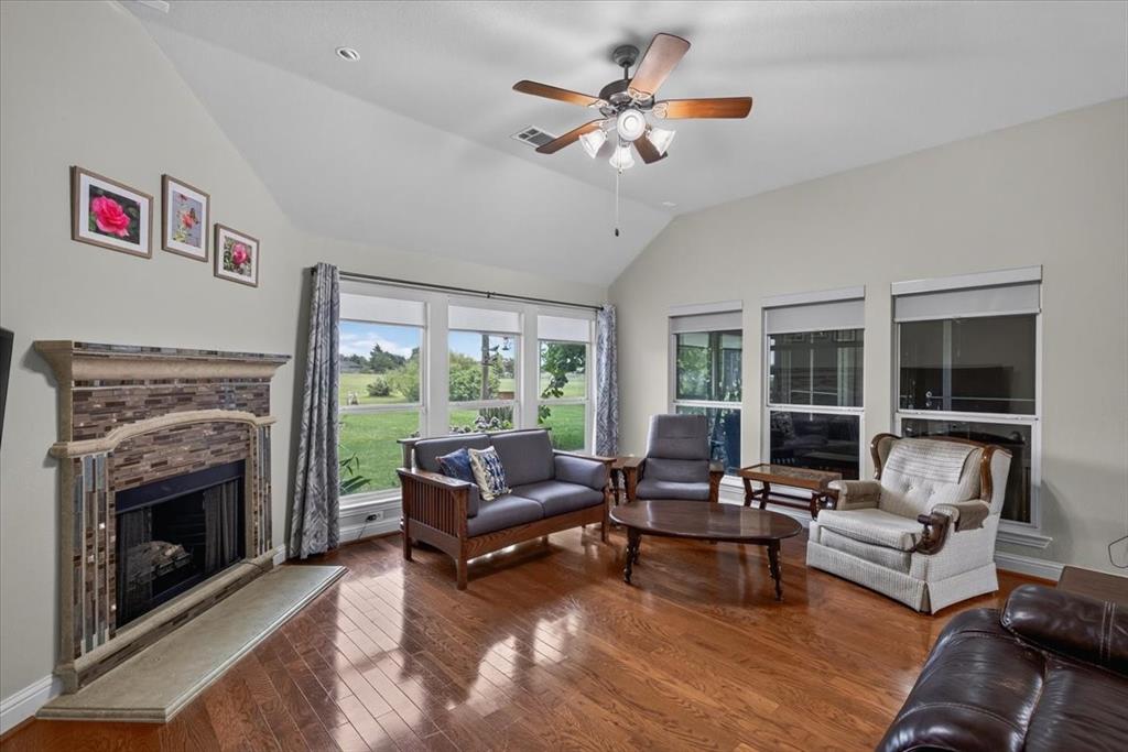 10165 Bantry Lane Property Photo 7