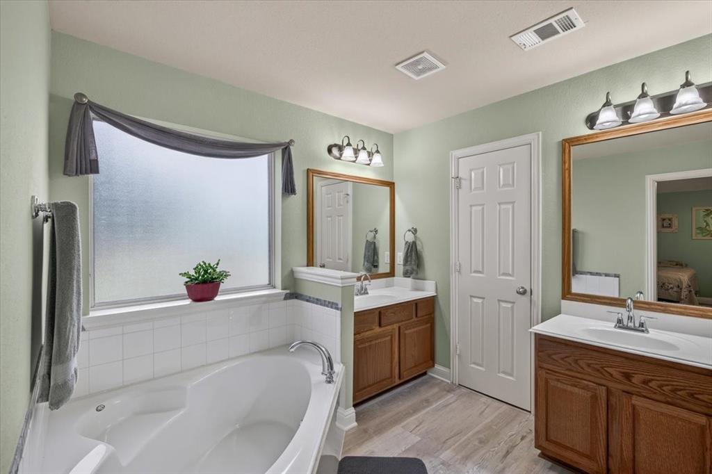 10165 Bantry Lane Property Photo 15