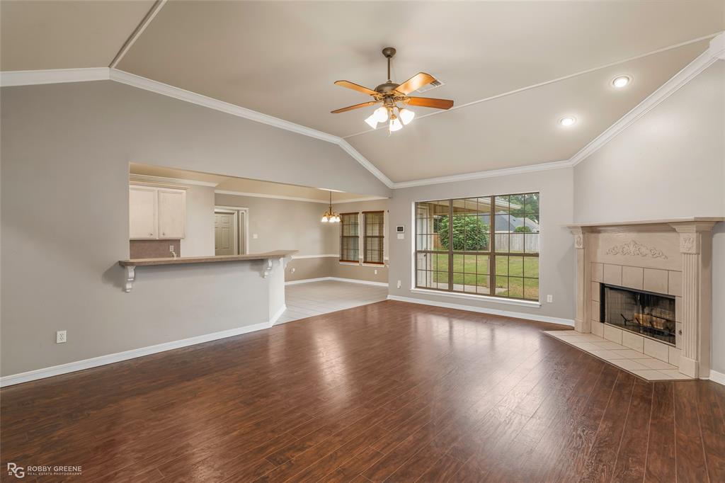1025 Cressmont Street Property Photo 4