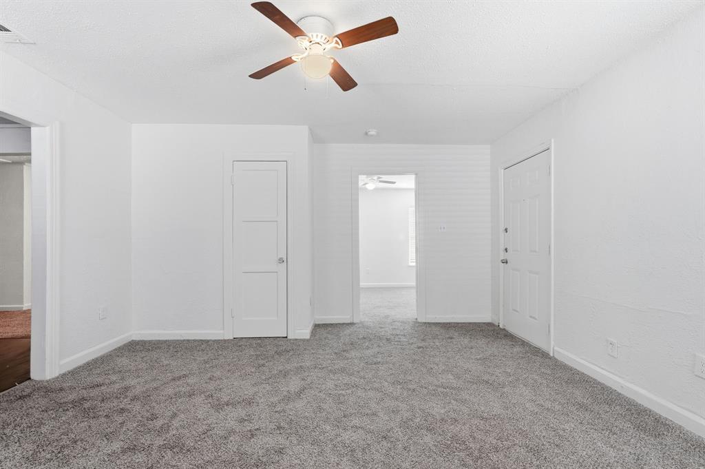 2212 Lea Crest Drive Property Photo 17