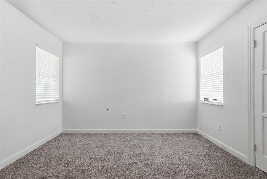 2212 Lea Crest Drive Property Photo 18