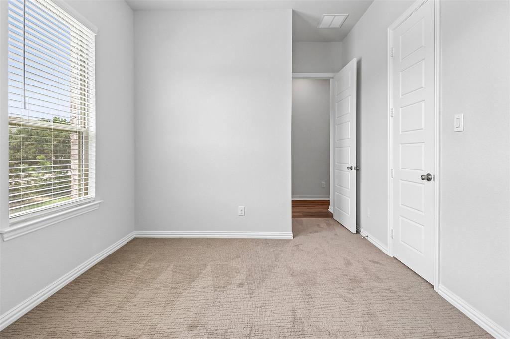 8311 Challenger Lane Property Photo 23