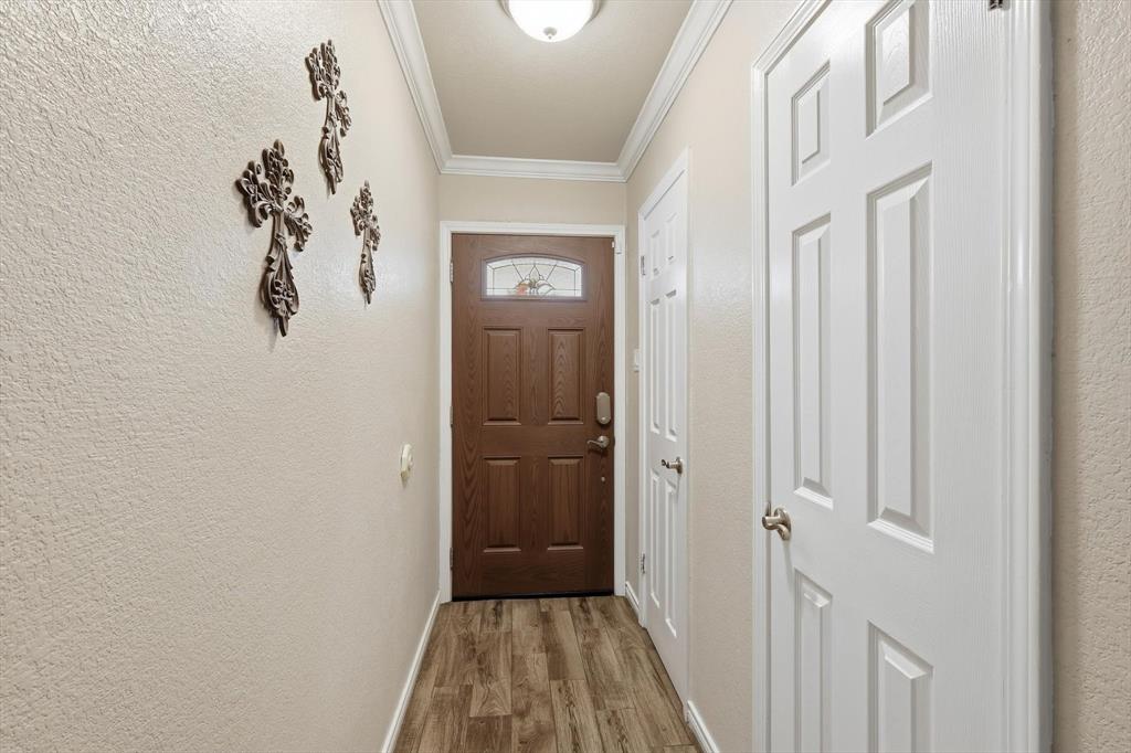 6971 Cox Lane Property Photo 3