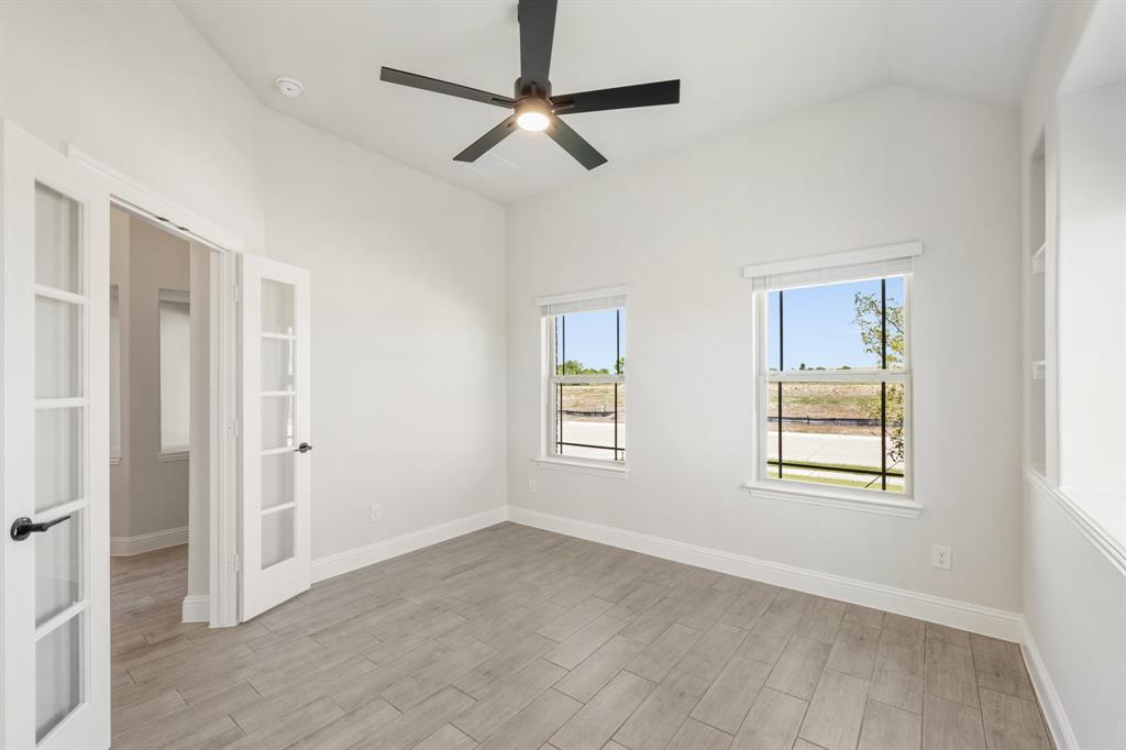 2641 Longbow Drive Property Photo 6