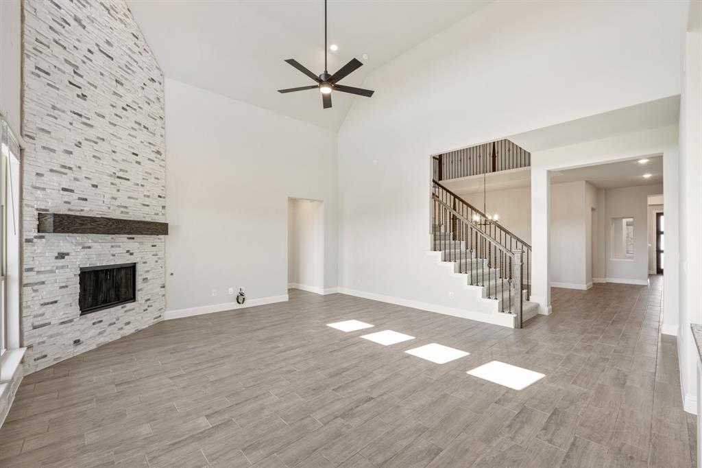 2641 Longbow Drive Property Photo 15