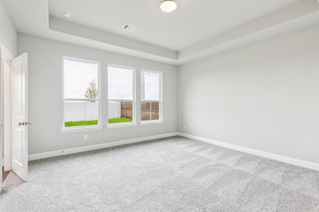 706 Rain Barrel Place Property Photo 17