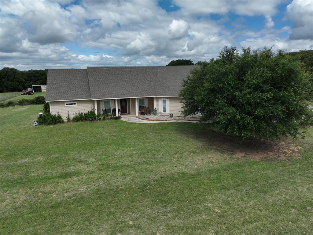 1590 Highway 588 Property Photo 1