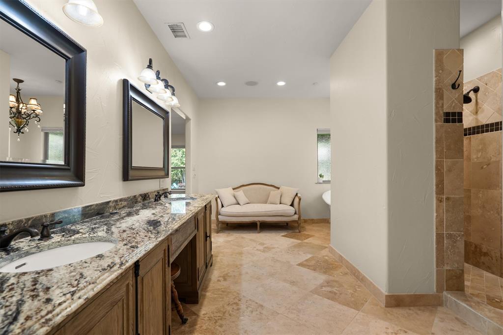 1011 Thornridge Court Property Photo 15