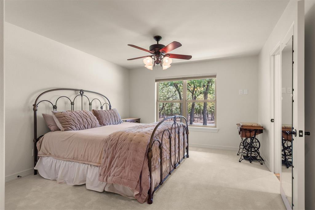 1011 Thornridge Court Property Photo 17