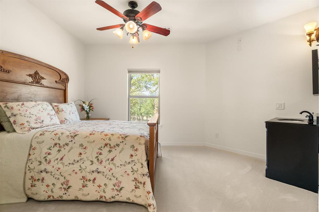 1011 Thornridge Court Property Photo 22