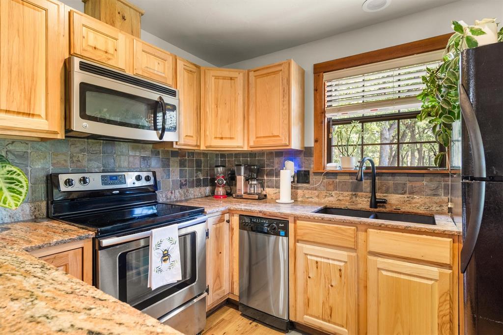 1011 Thornridge Court Property Photo 33