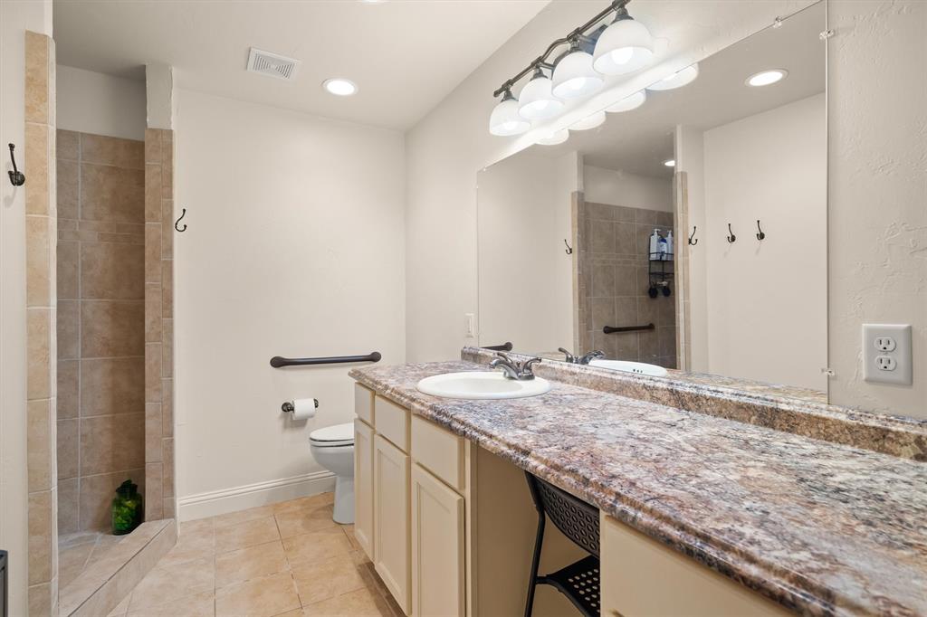 1011 Thornridge Court Property Photo 35