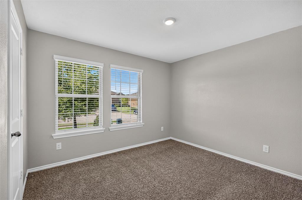 965 Fueller Drive Property Photo 6