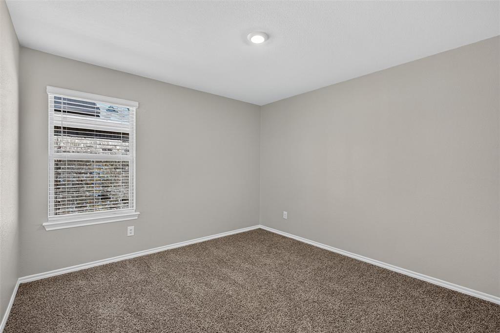 965 Fueller Drive Property Photo 11