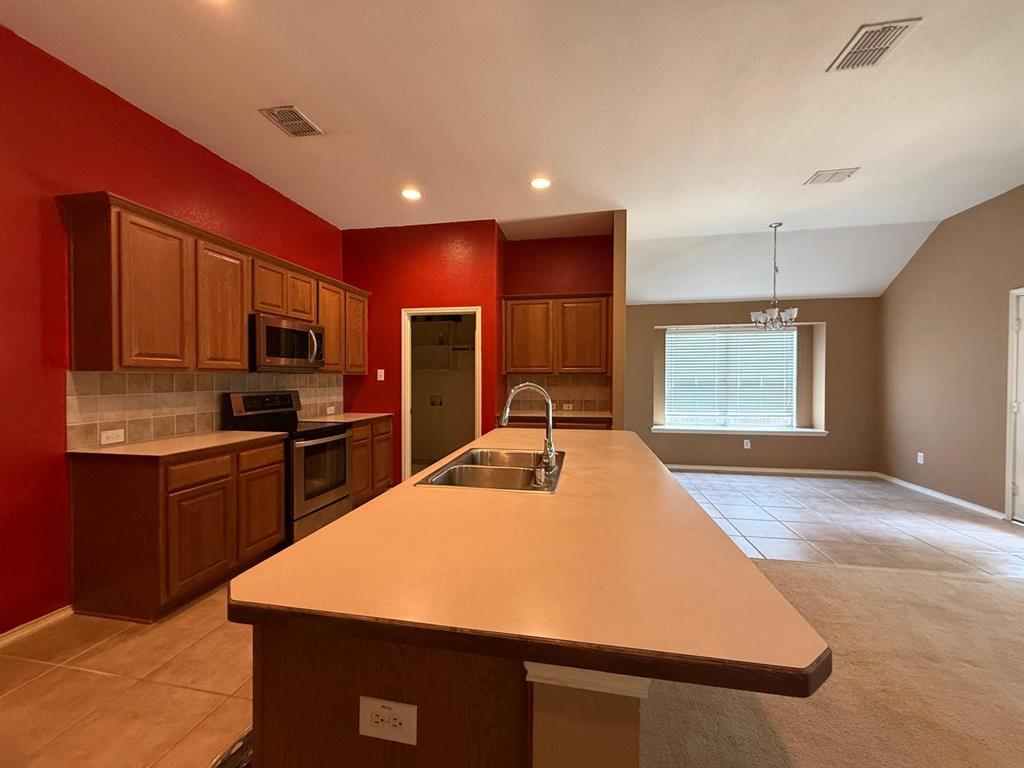 12328 Ocean Spray Drive Property Photo 6