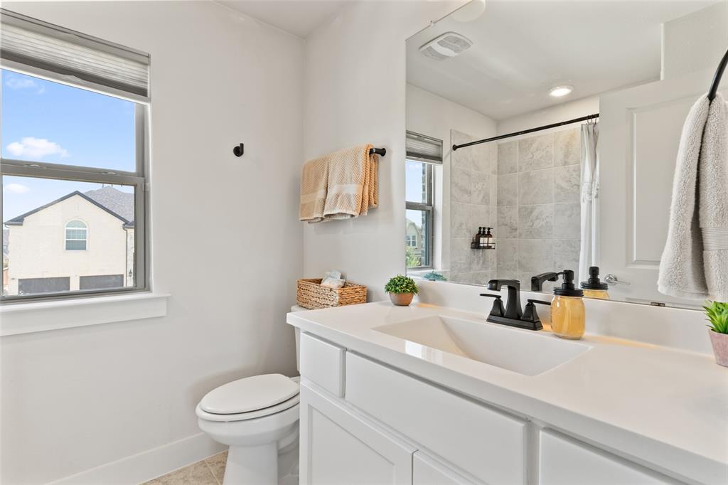 1326 Divine Rose Way Property Photo 33