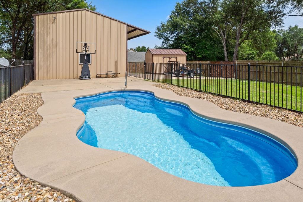 44 Jennifer Lane Property Photo 28