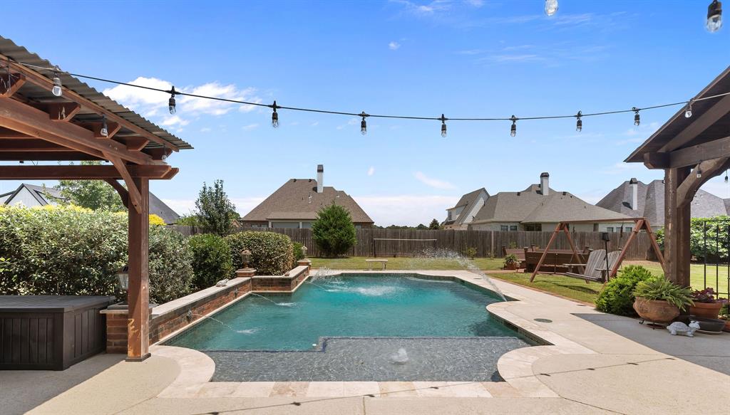 258 Donna Lane Property Photo 5