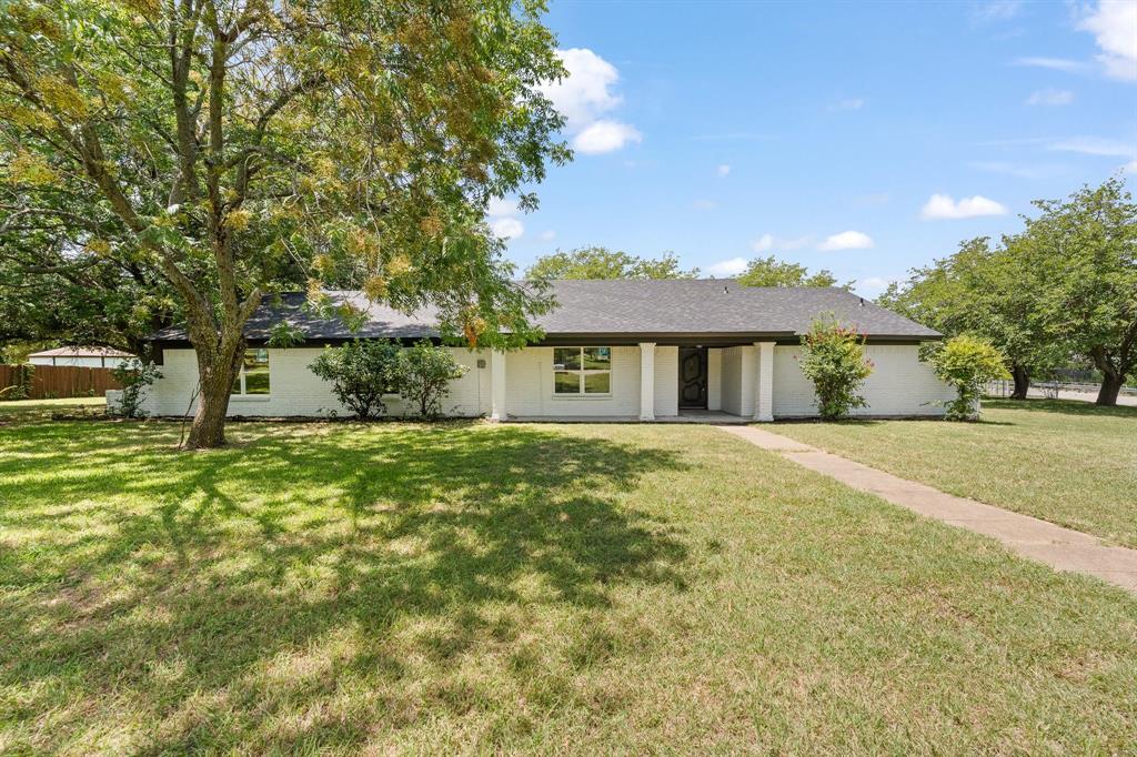 202 Roaring Springs Drive Property Photo 1