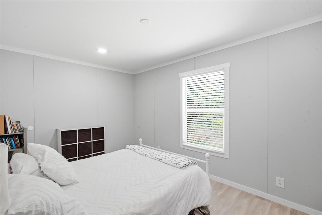 1108 Sw 24 Property Photo 21