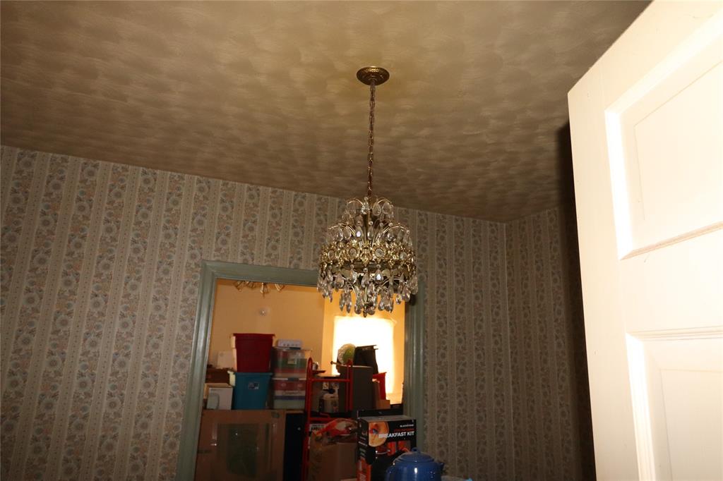 1402 Avenue K Property Photo 12