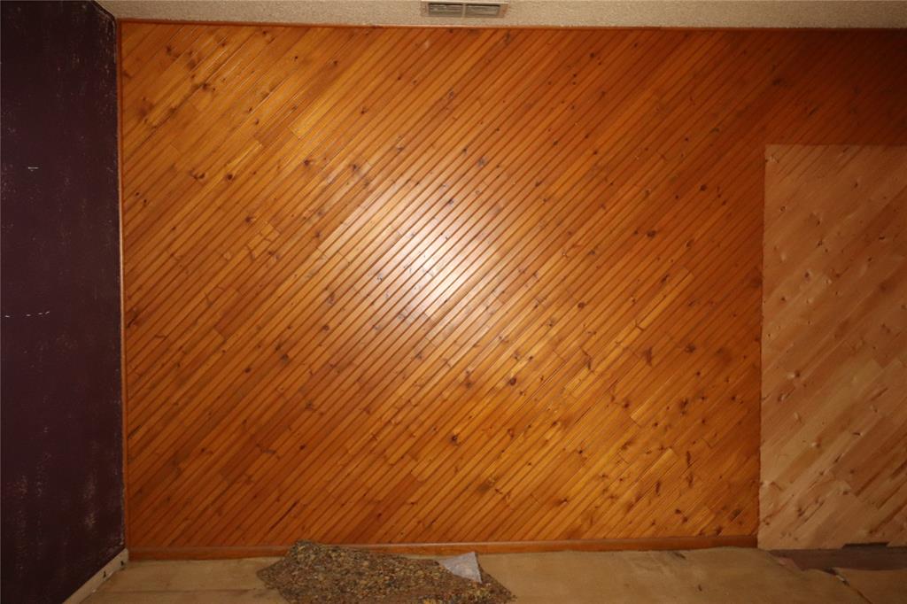 1402 Avenue K Property Photo 21