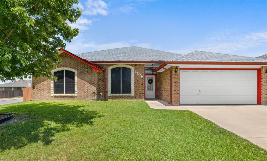 3709 S Llano Estacado Court Property Photo 1