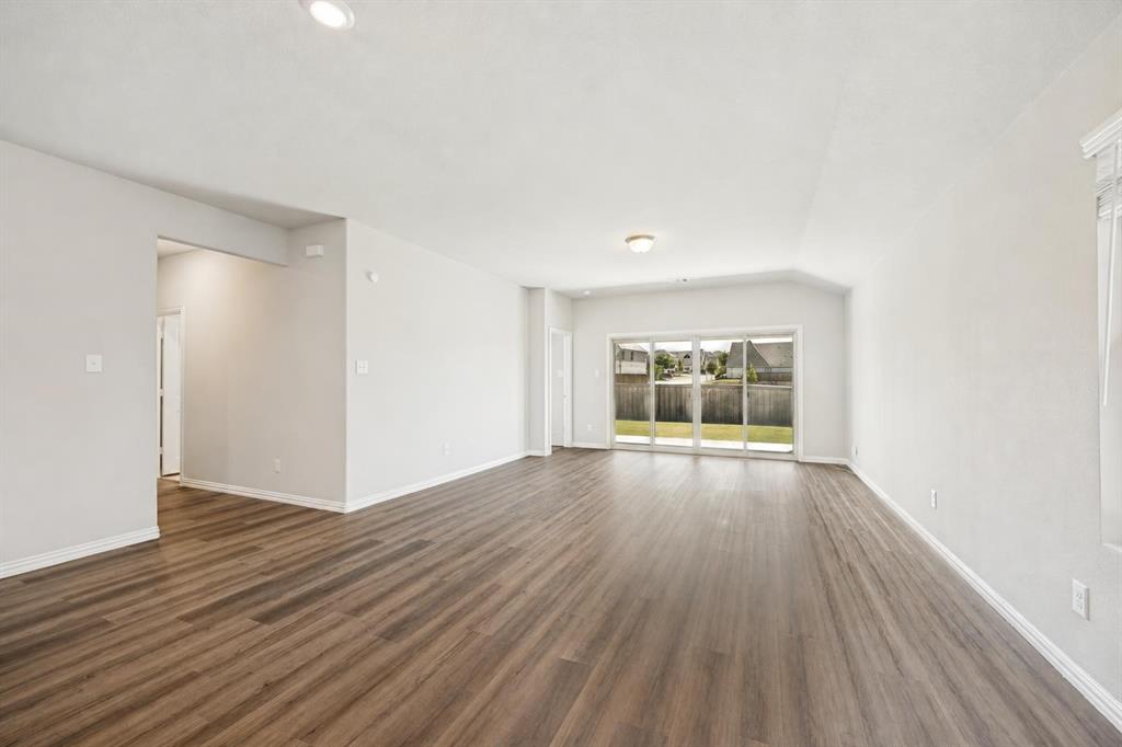 5529 Baker Creek Road Property Photo 9