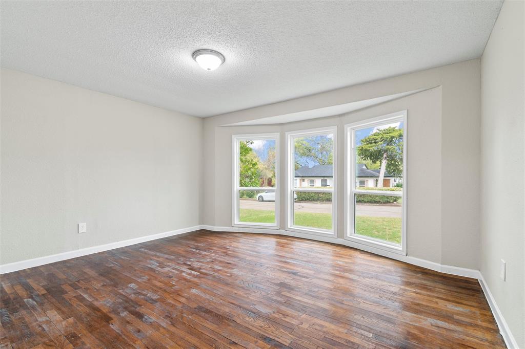 2336 Glencrest Drive Property Photo 14
