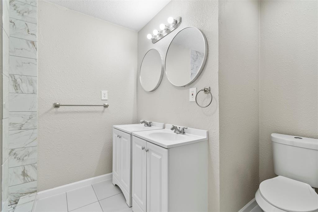 2336 Glencrest Drive Property Photo 15